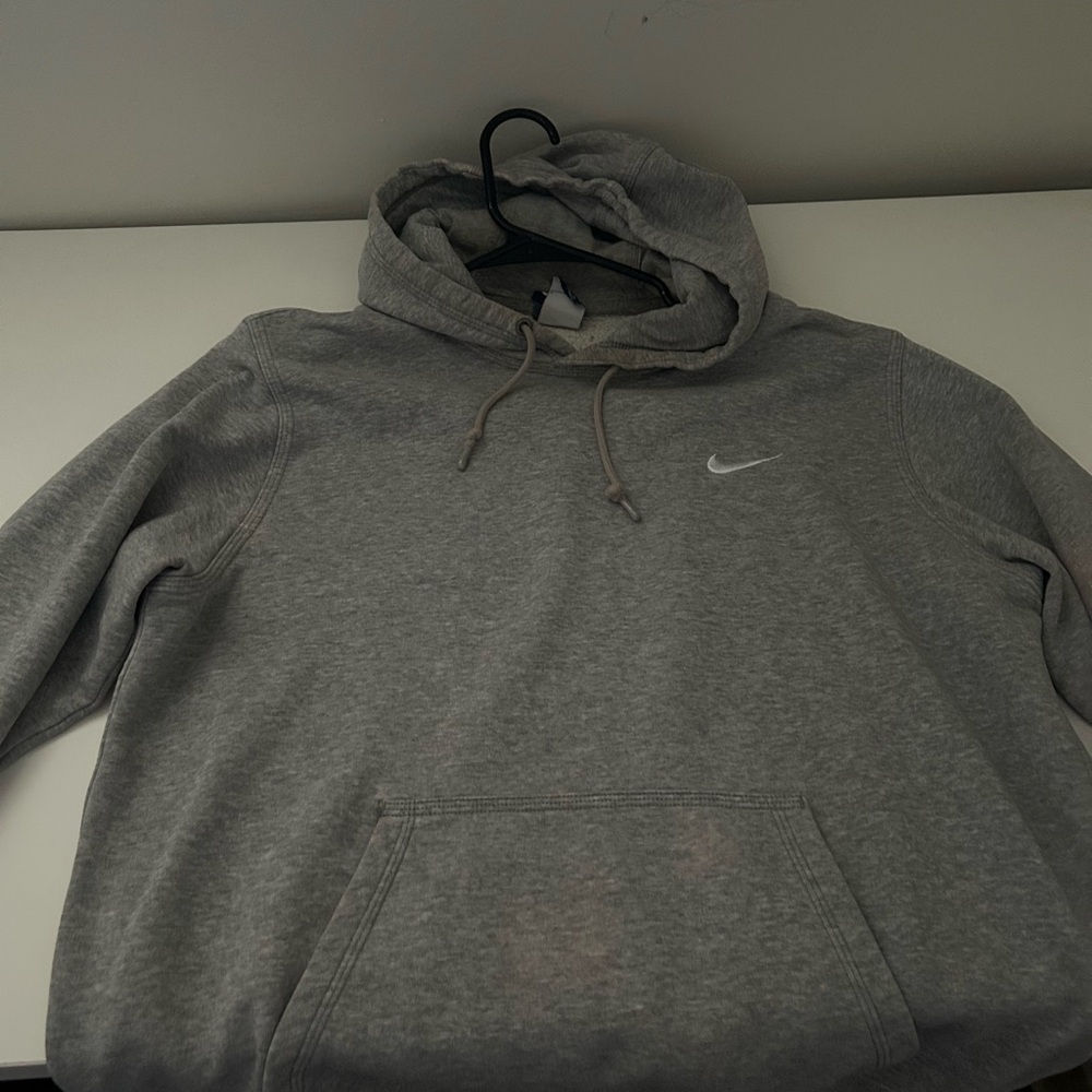 Nike Men's Heather Light Gray Hoodie